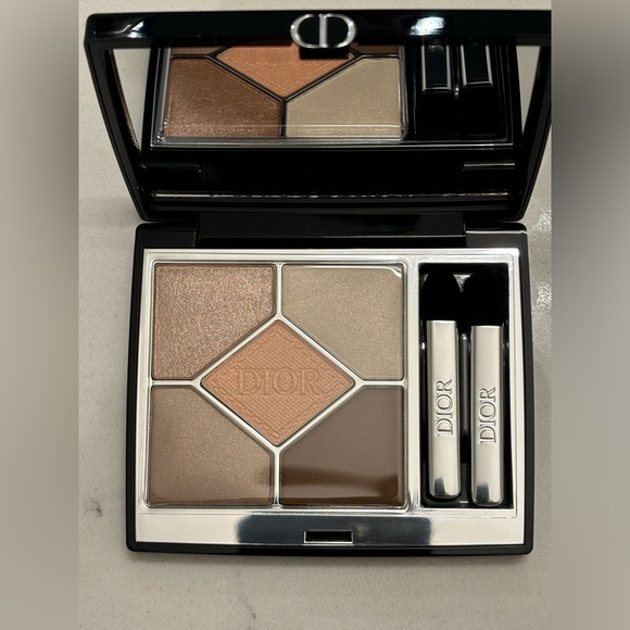 🆕 BNIB Diorshow 5 Couleurs Eyeshadow Palette - 649 Nude Dress - Picture 5 of 9